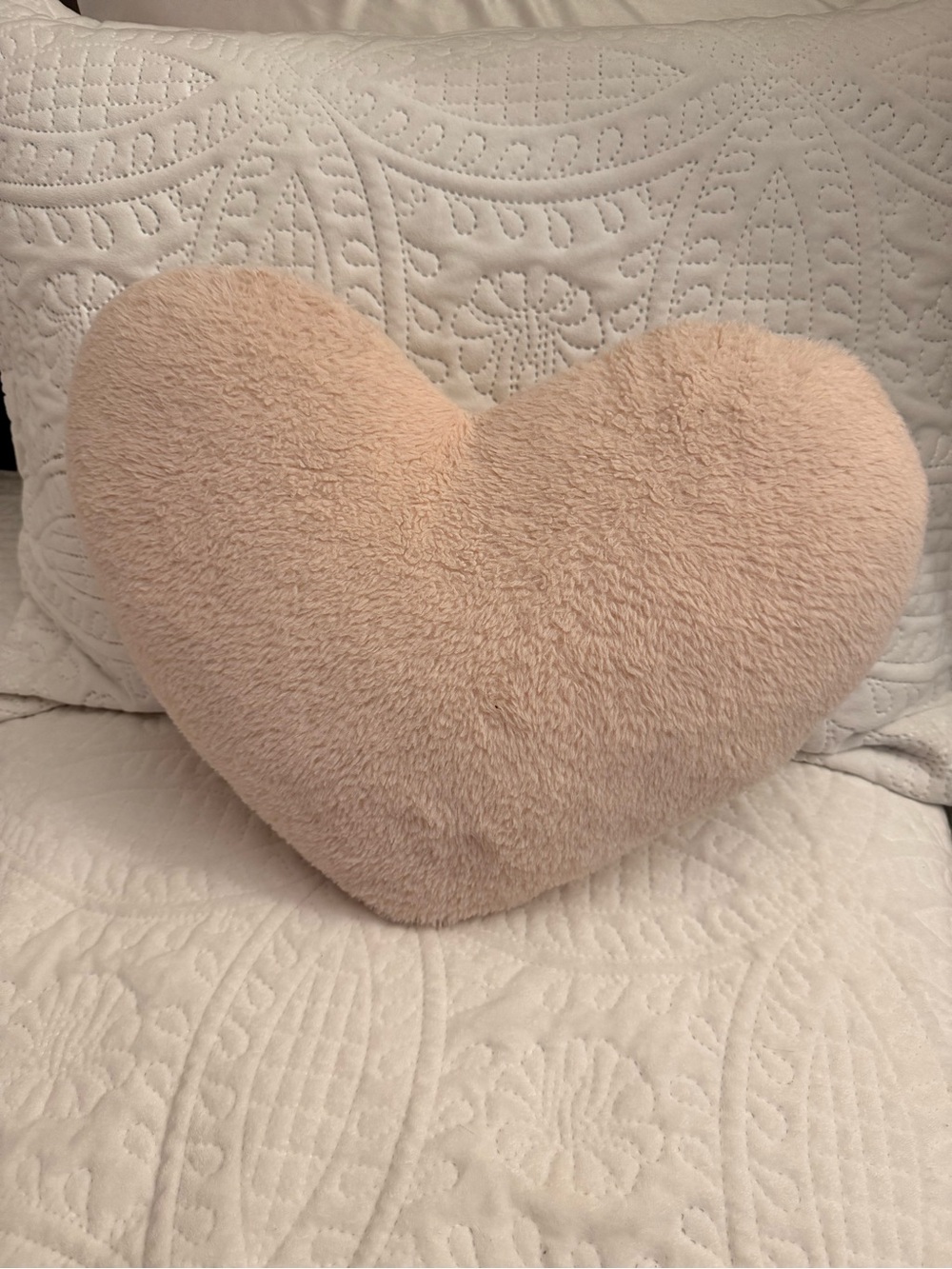 Heart-Shaped Plush Decorative Pillow - Blush